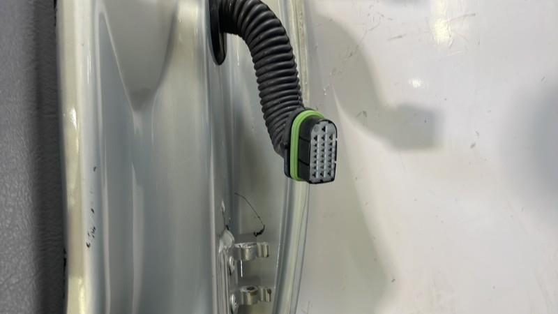 Portiera anteriore sinistra RENAULT MEGANE 1 PHASE 2 COUPE Gasolina - 1