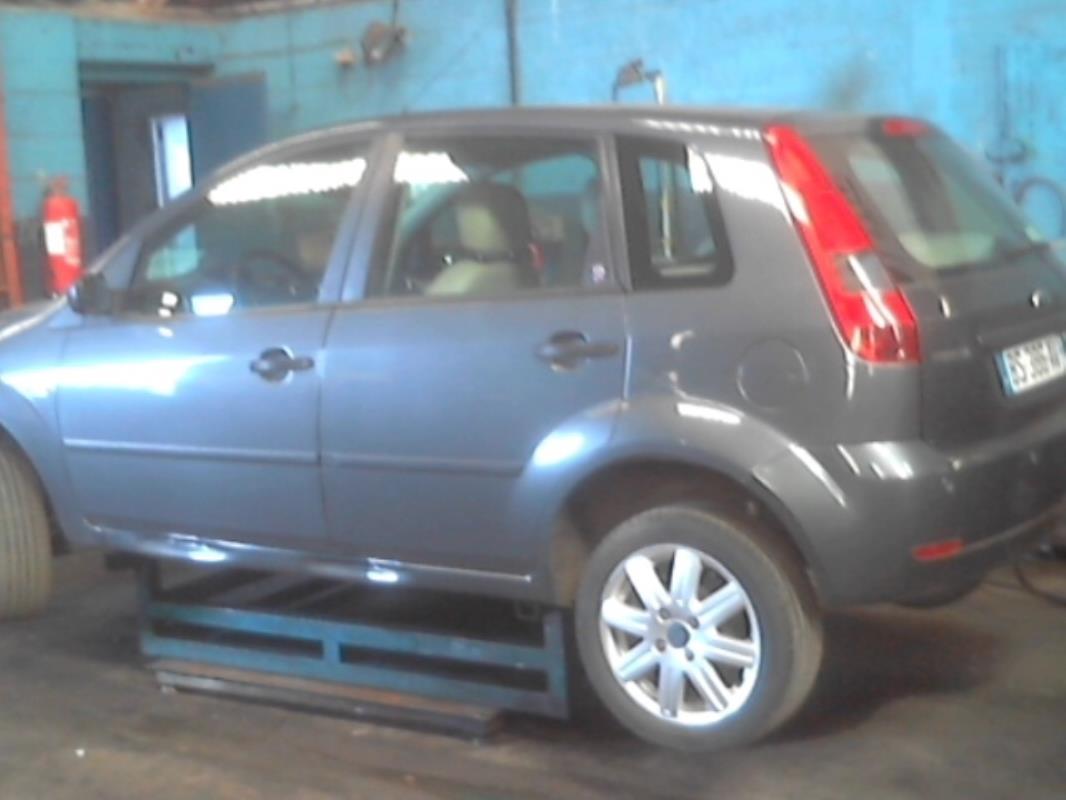 Calandre FORD FIESTA 5 PHASE 1 Diesel - 1