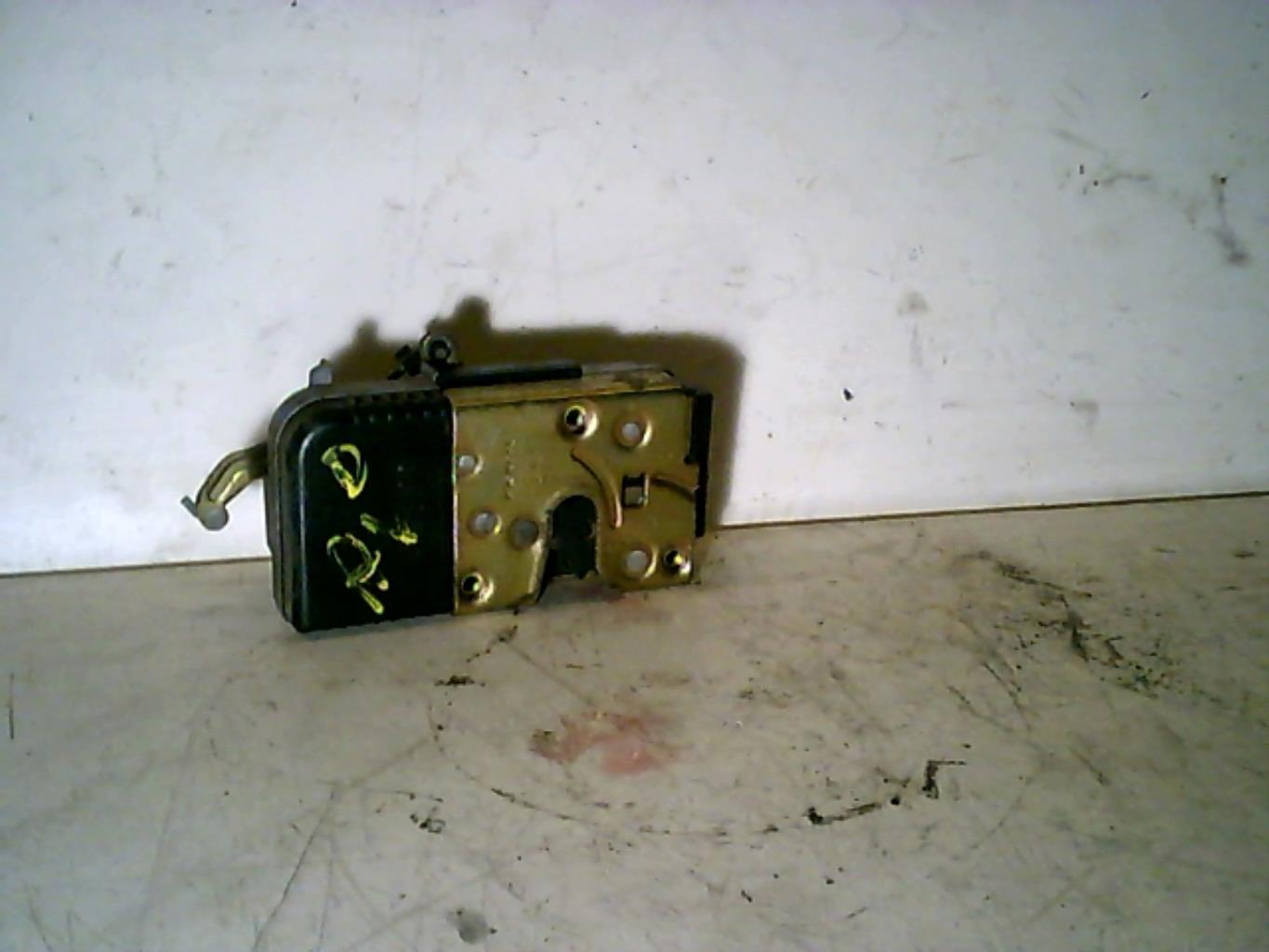 Serrure avant droit PEUGEOT 807 Diesel - 1