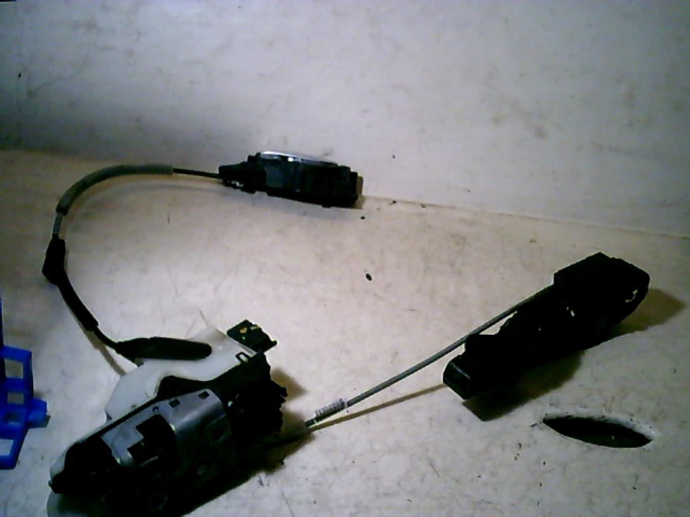 Serrure avant gauche CITROEN C4 2 PHASE 1 Diesel - 1