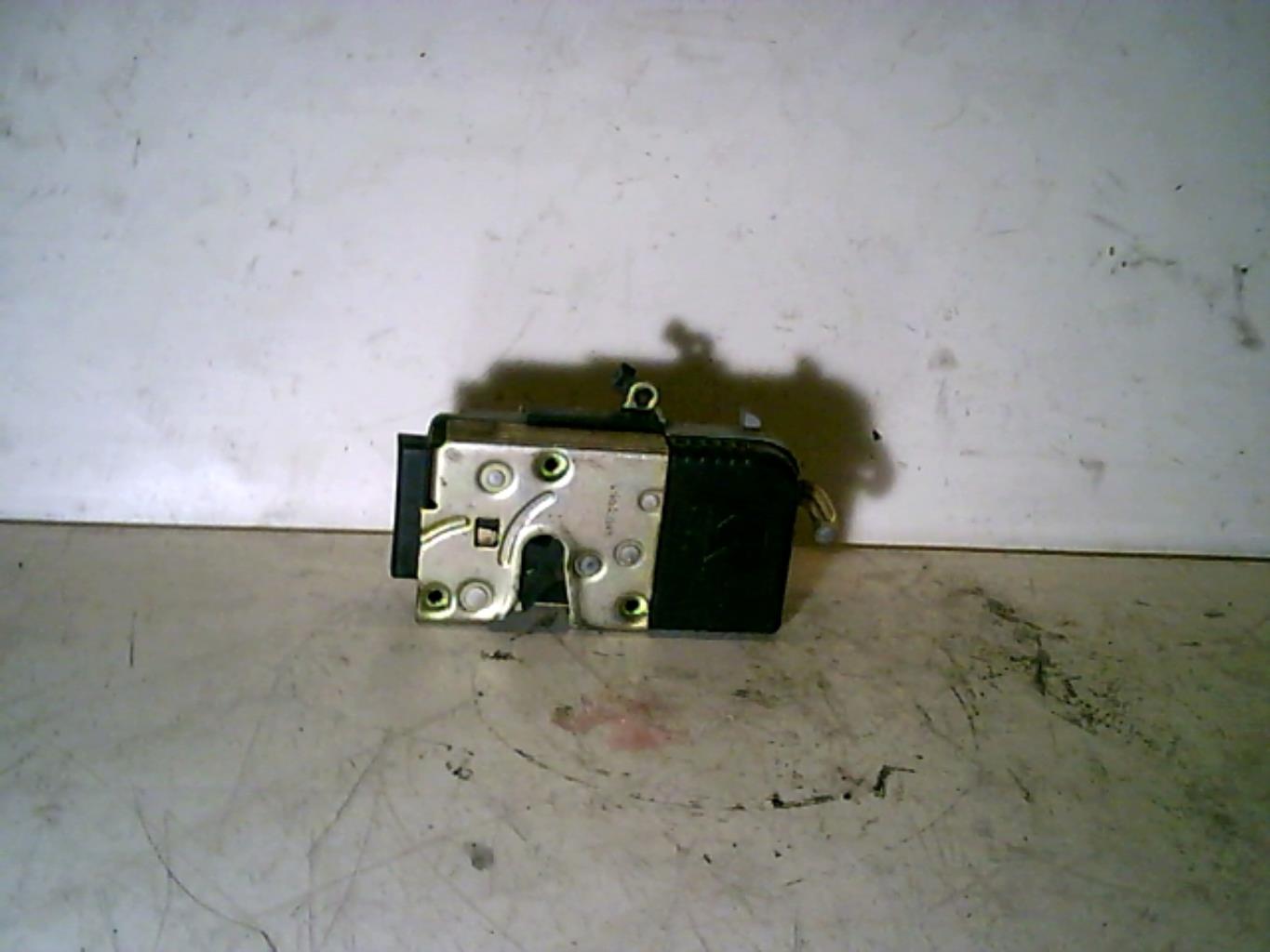 Serrure avant gauche PEUGEOT 807 Diesel - 1