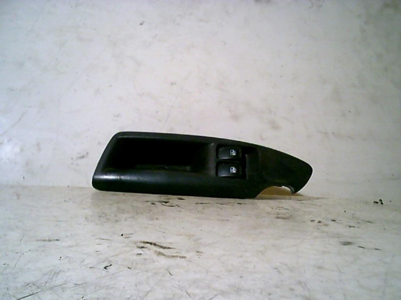 Interrupteur de leve vitre CHEVROLET AVEO 1 Essence - 1