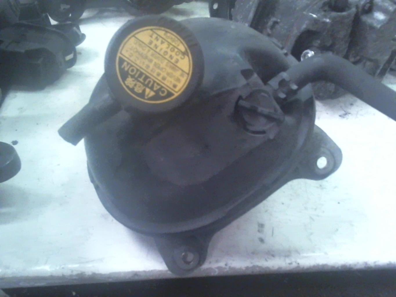 Vase d'expansion TOYOTA AVENSIS 2 PHASE 1 Diesel - 1