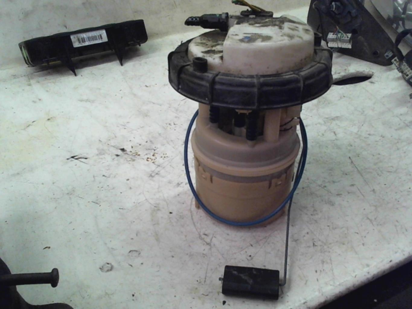 Pompe de gavage PEUGEOT 406 PHASE 2 Essence - 1