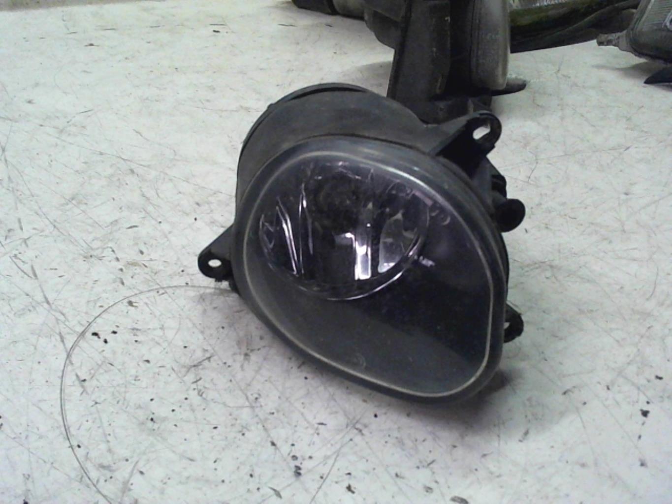 Anti brouillard droit (feux) AUDI A6 2 ALLROAD PHASE 2 BREAK Diesel - 1