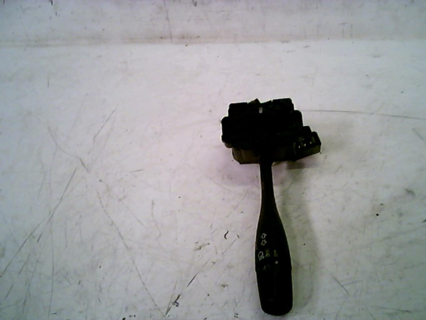 Commande de phare NISSAN PRIMERA 1 Essence - 1