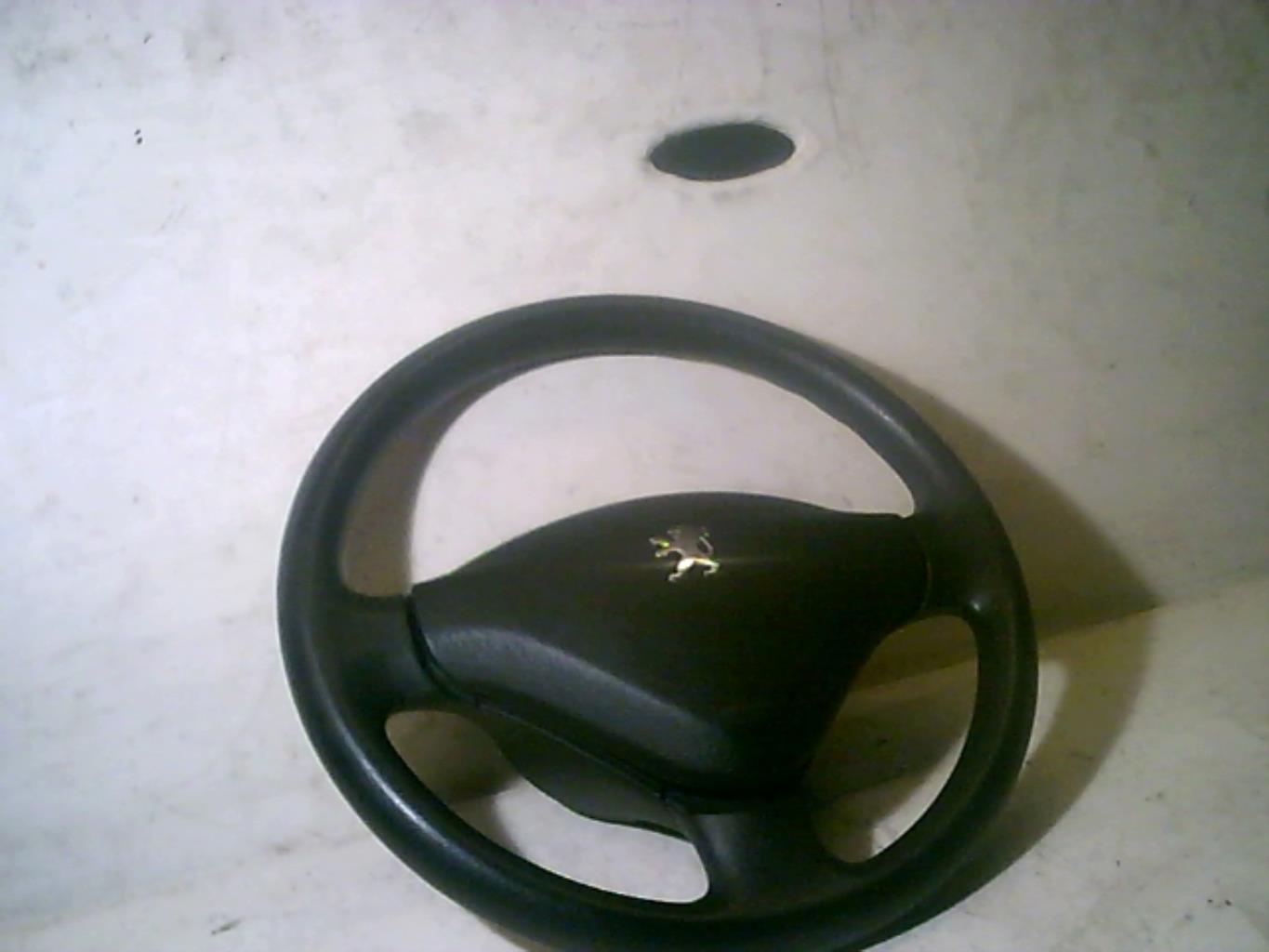 Volant PEUGEOT 207  - 1