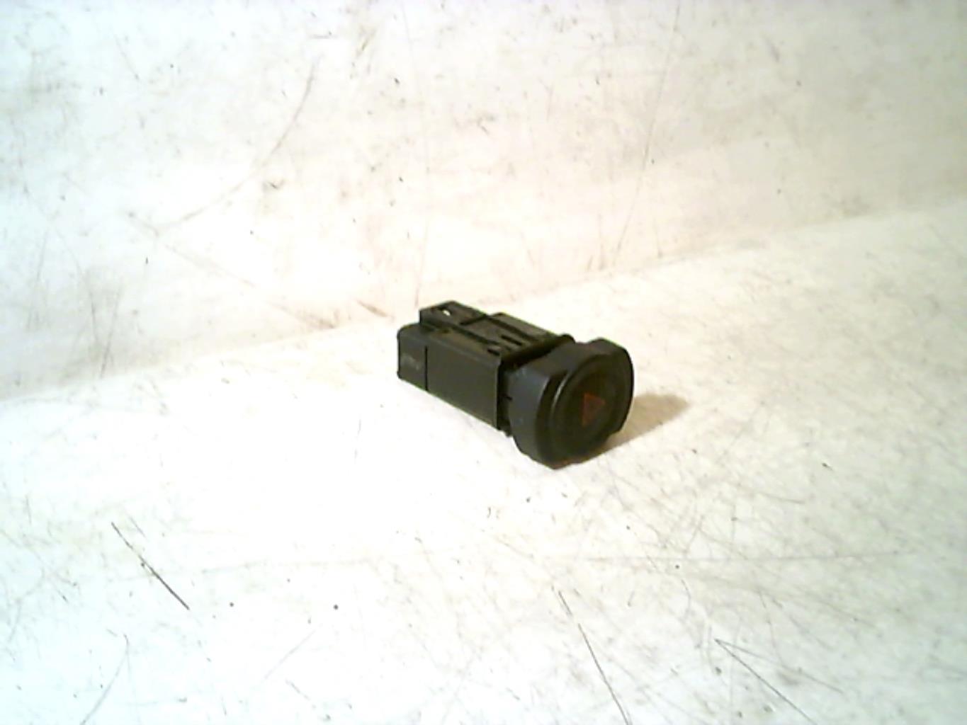 Bouton de warning DACIA SANDERO 1 Essence/GPL - 1