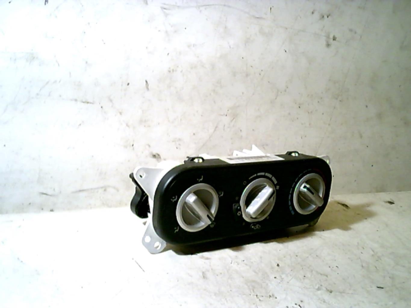 Commande chauffage CHRYSLER PT CRUISER PHASE 2 BREAK Diesel - 1