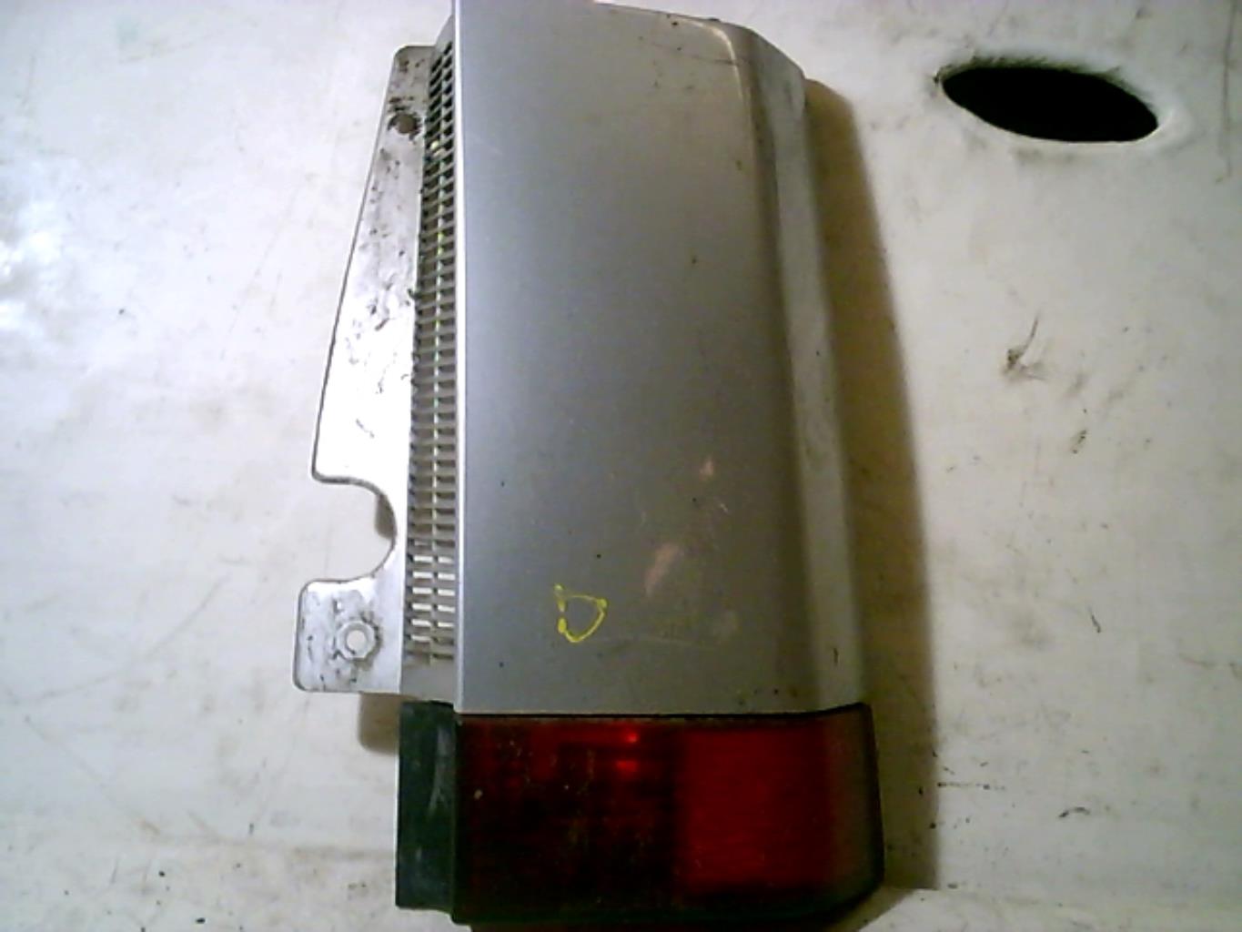 Feu arriere secondaire droit (feux) OPEL MERIVA A PHASE 1 Diesel - 1