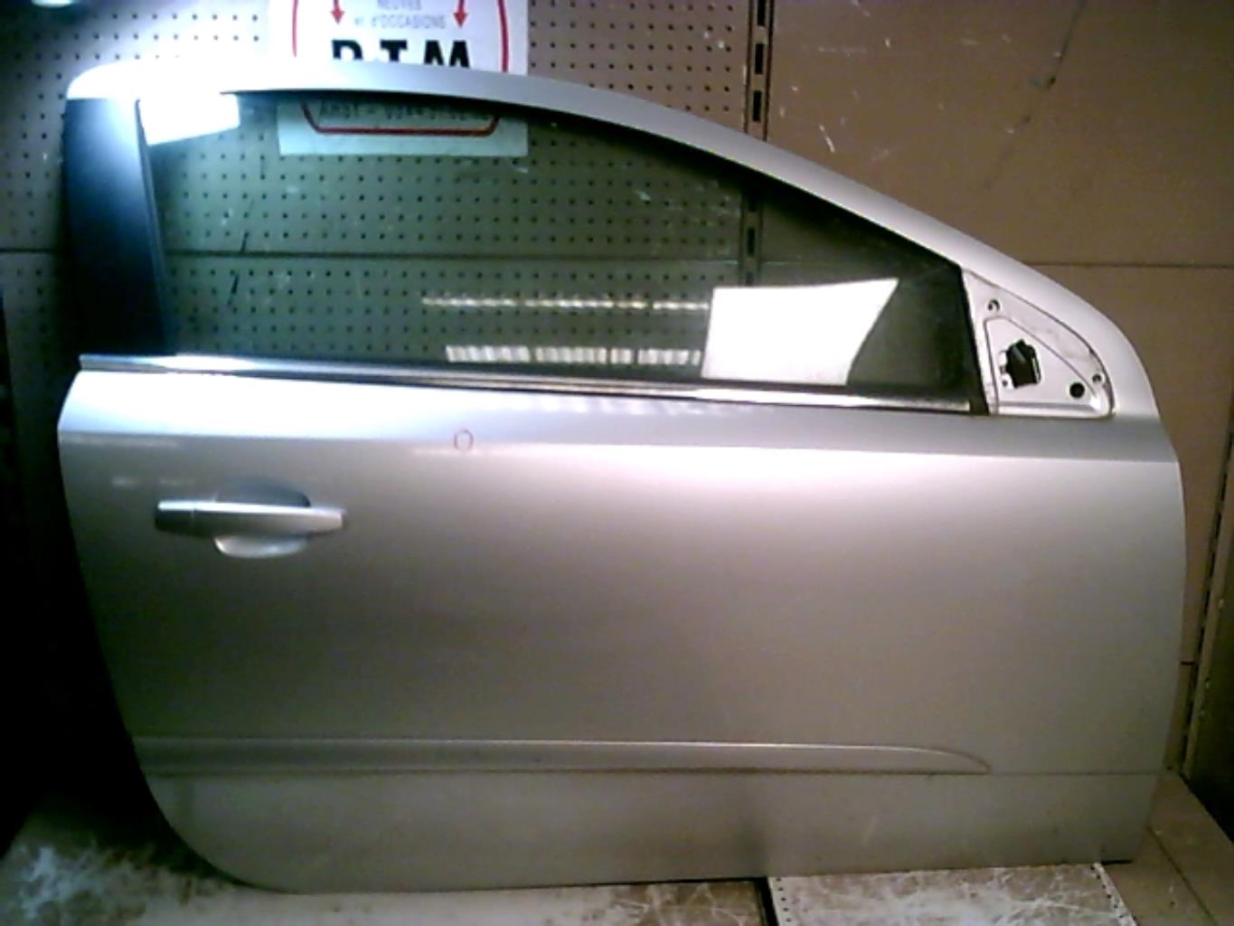 Porte avant droit OPEL ASTRA H GTC PHASE 1 Diesel - 1