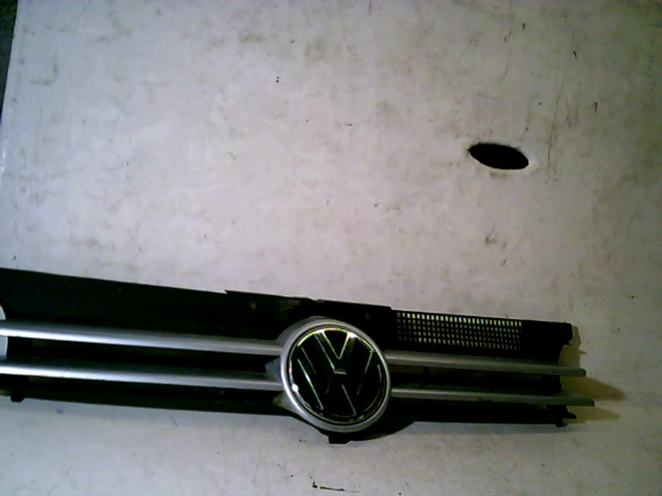 Calandre VOLKSWAGEN GOLF 4 Diesel - 1