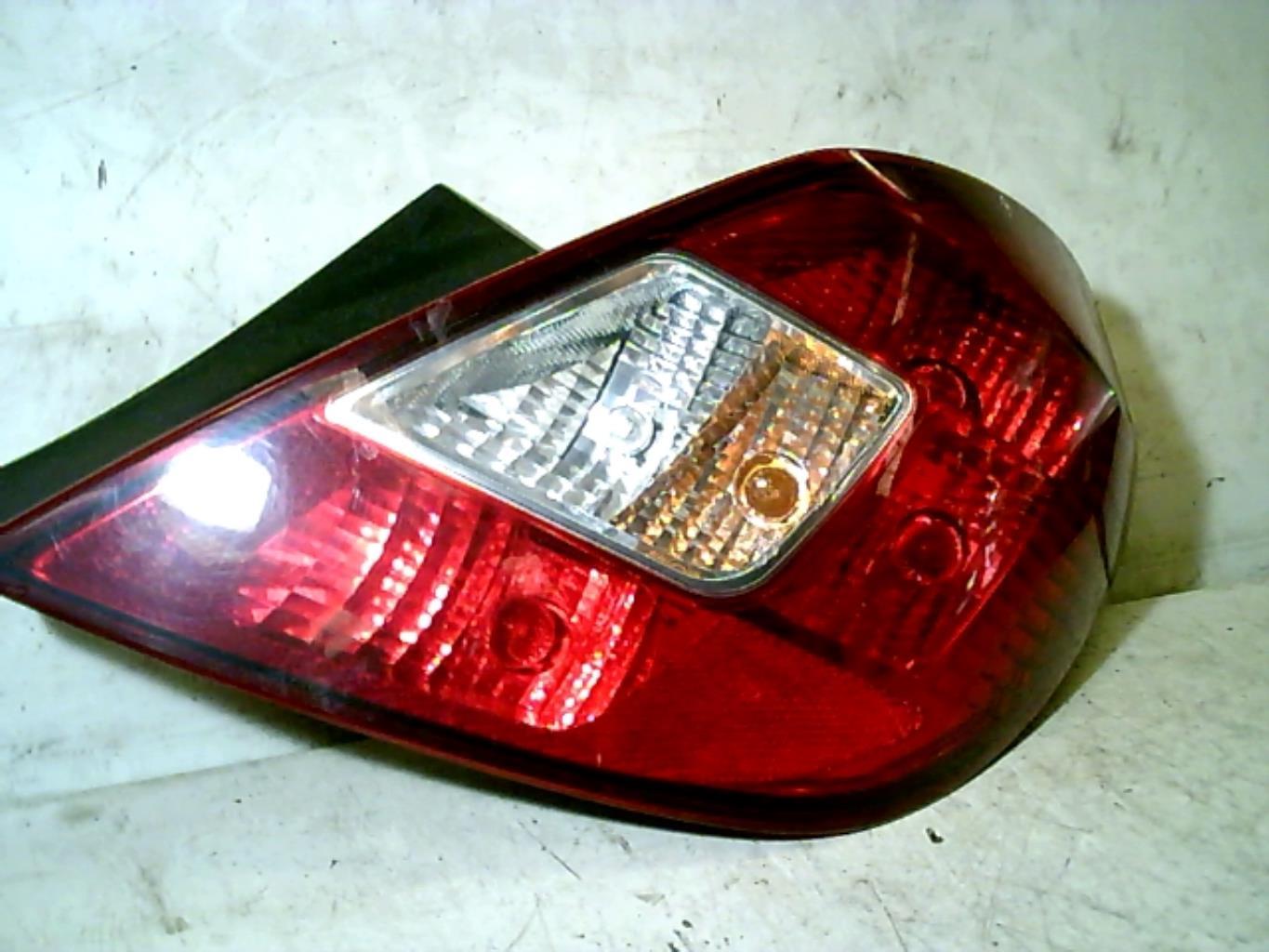 Feu arriere principal droit (feux) OPEL CORSA D PHASE 1 Essence - 1