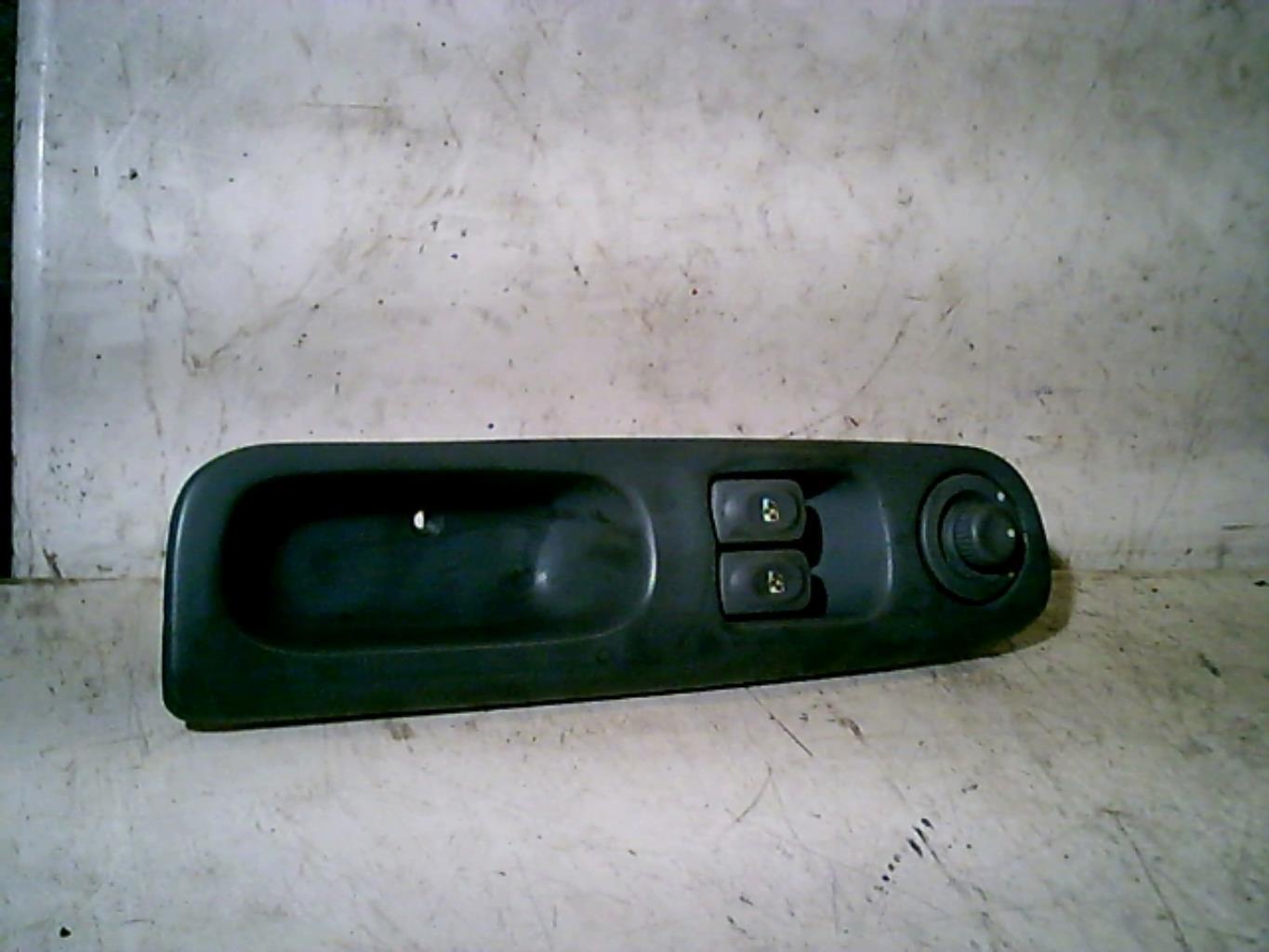 Interrupteur de leve vitre RENAULT TWINGO 1 PHASE 2 Essence - 1