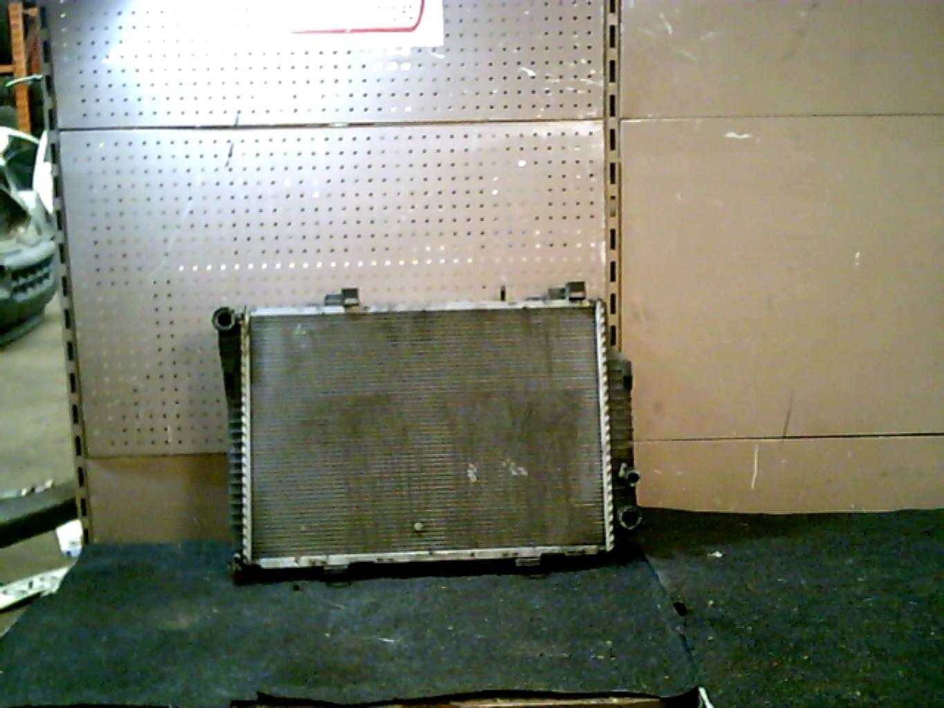 Radiateur eau MERCEDES CLASSE C 202 PHASE 2 Diesel - 1