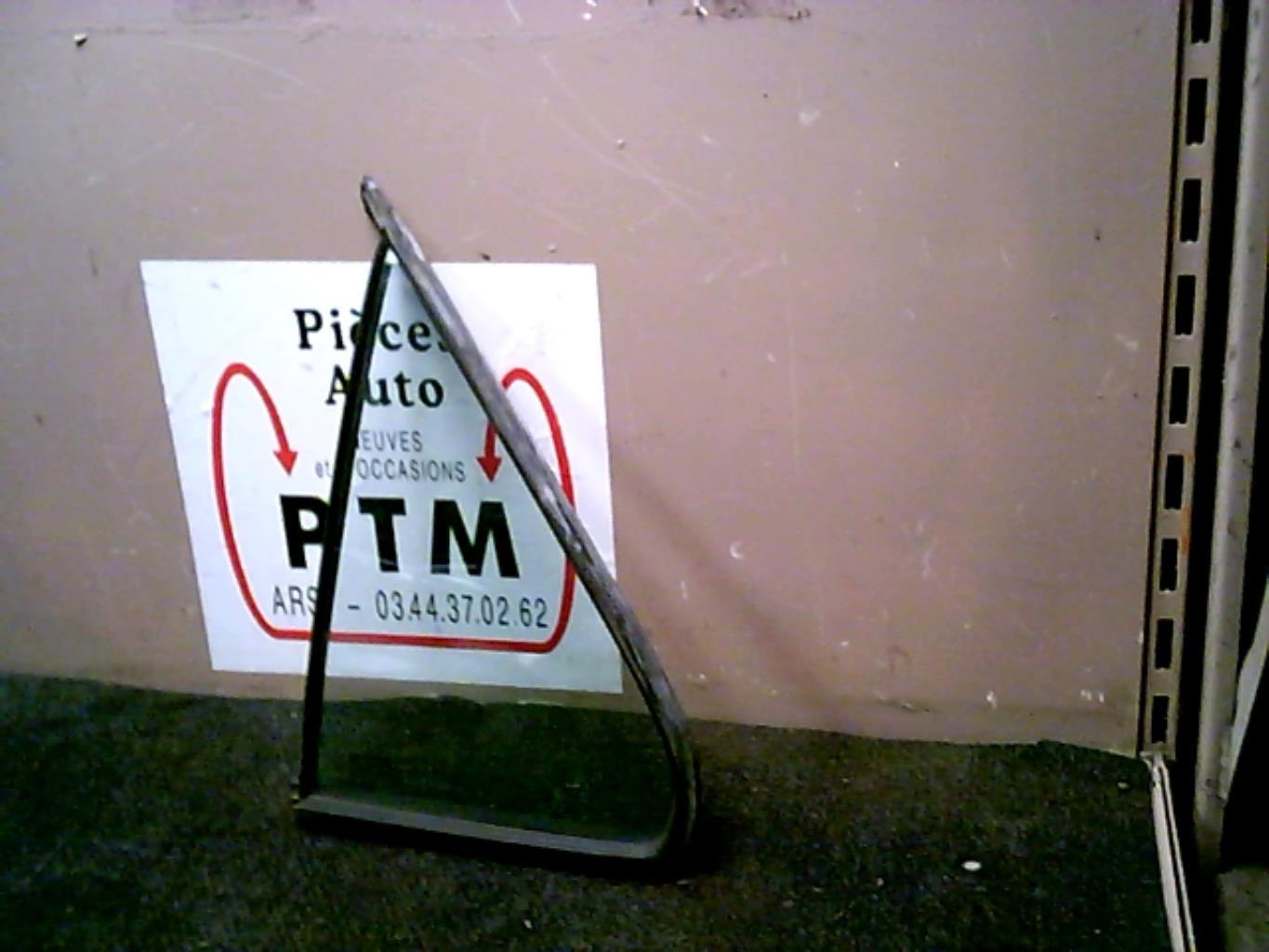 Custode arriere gauche (porte) PEUGEOT 106  - 1