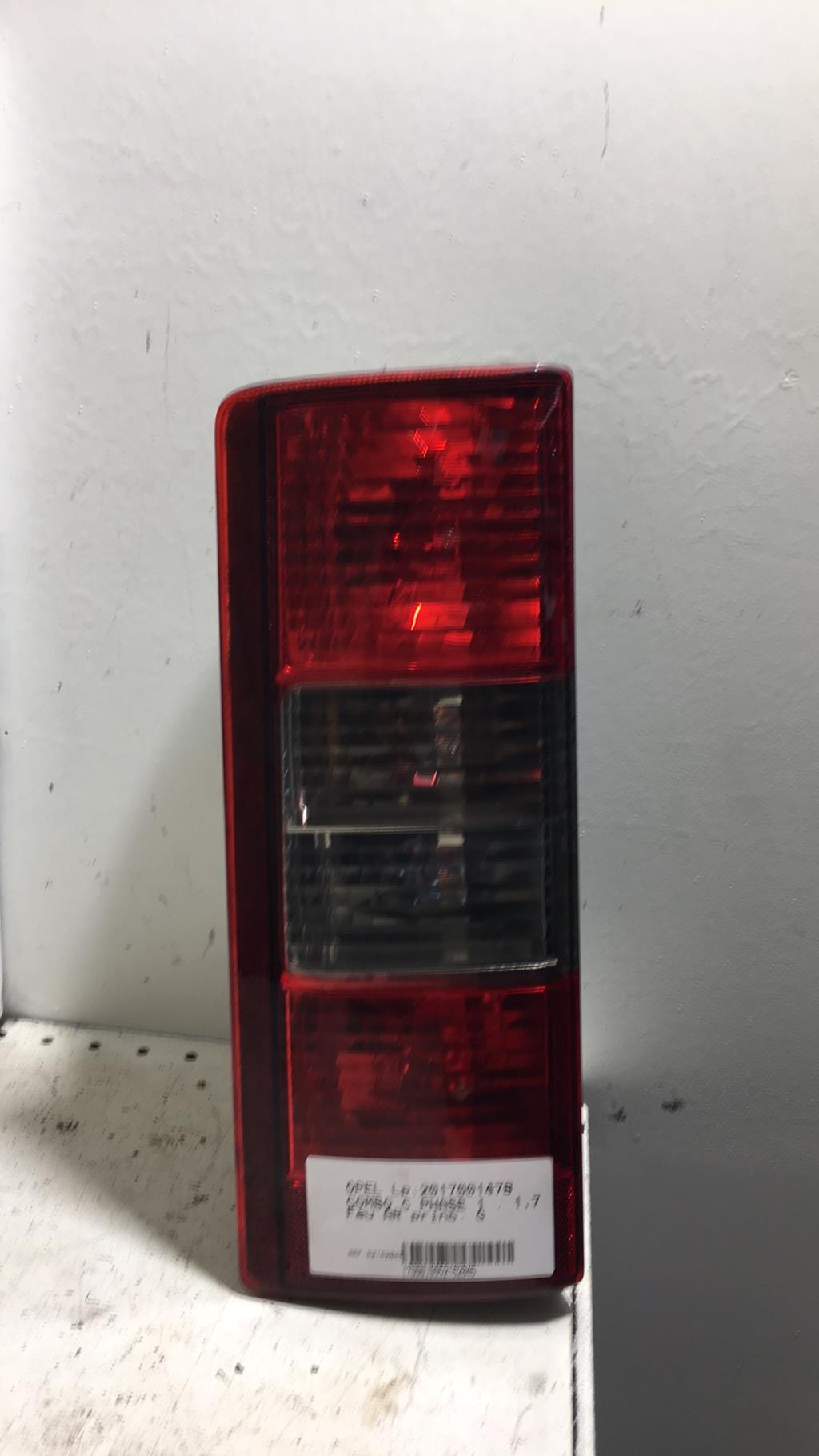 Feu arriere principal gauche (feux) OPEL COMBO C PHASE 1 Diesel - 1