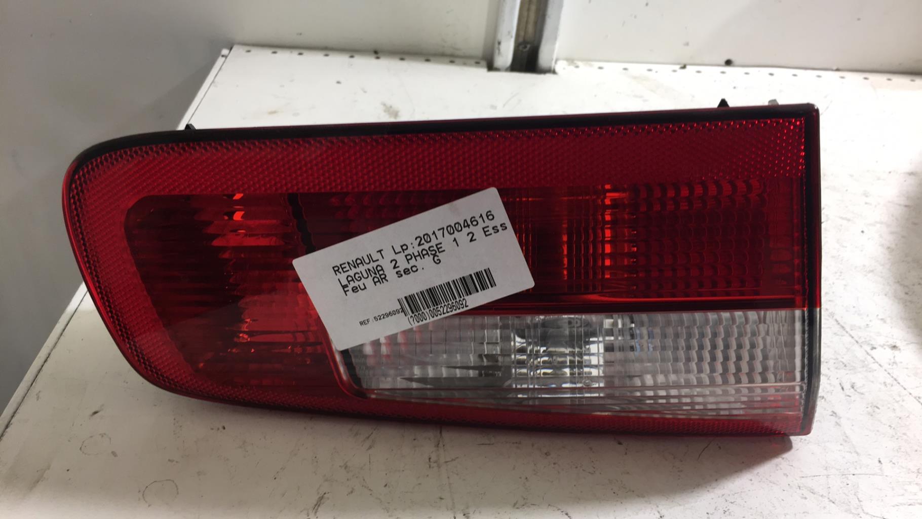 Feu arriere secondaire gauche (feux) RENAULT LAGUNA 2 PHASE 1 Essence - 1