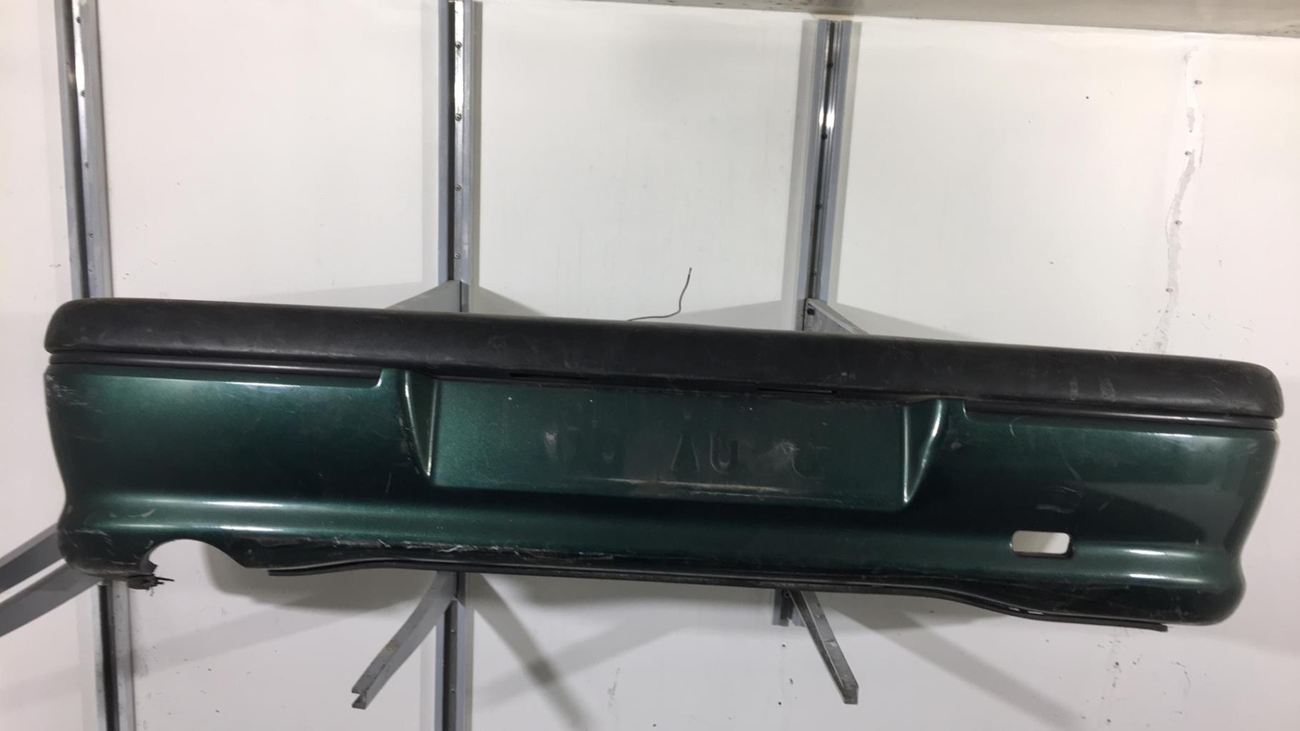 Pare choc arriere RENAULT R19  - 1