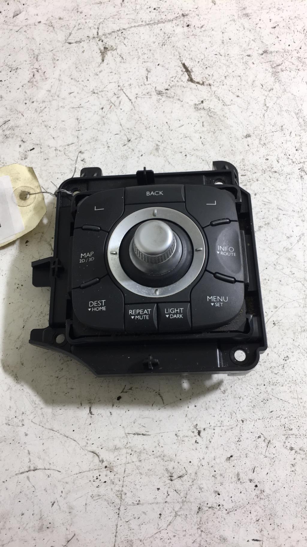 Commande GPS RENAULT MEGANE 3 PHASE 1 Diesel - 1
