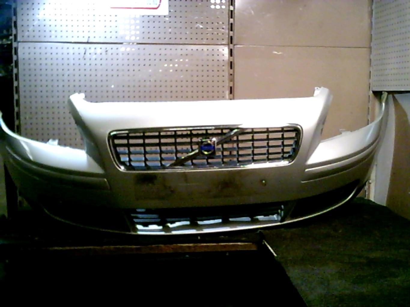 Pare choc avant VOLVO S 40 2 PHASE 1 Diesel - 1