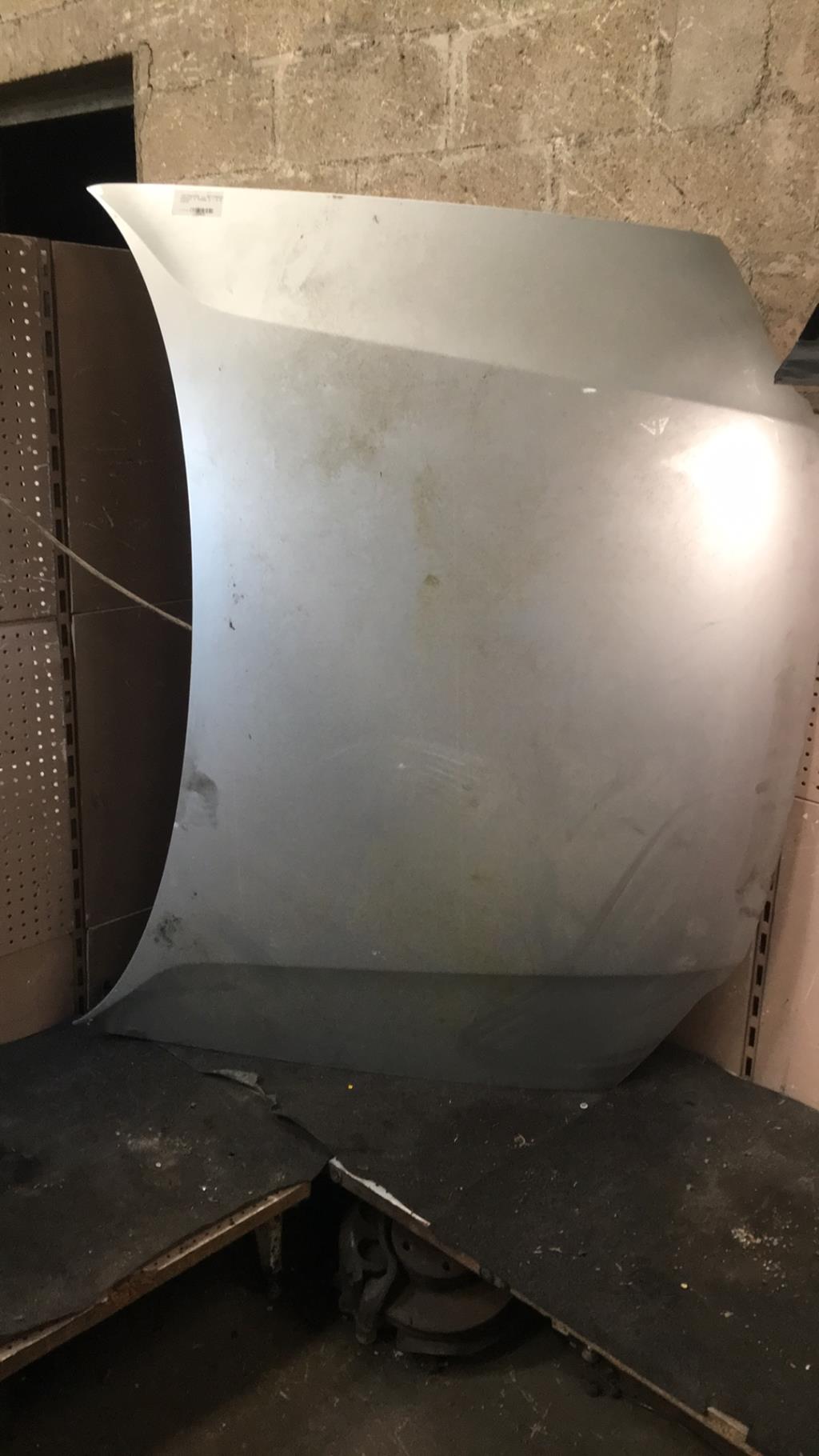 Capot VOLKSWAGEN PASSAT 4 PHASE 2 Diesel - 1