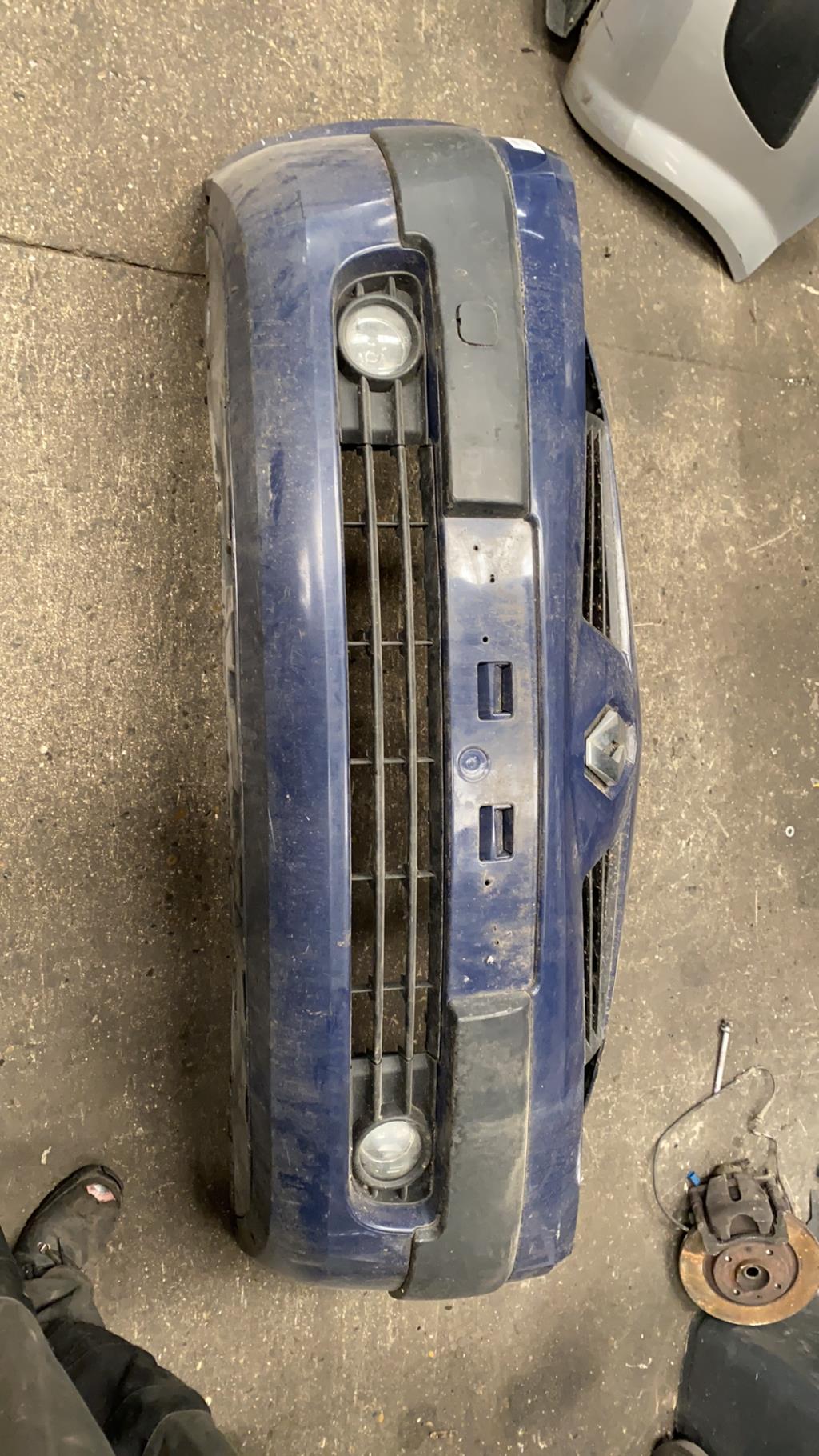 Pare choc avant RENAULT MEGANE 2 PHASE 1 Diesel - 1