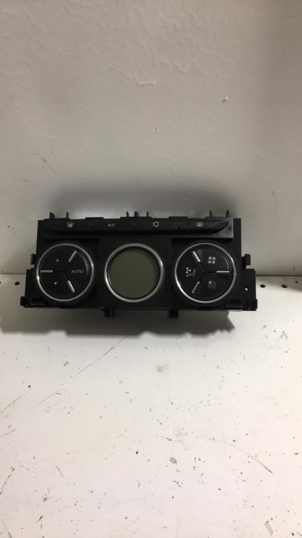 Commande chauffage CITROEN C3 2 PHASE 1 Diesel - 1