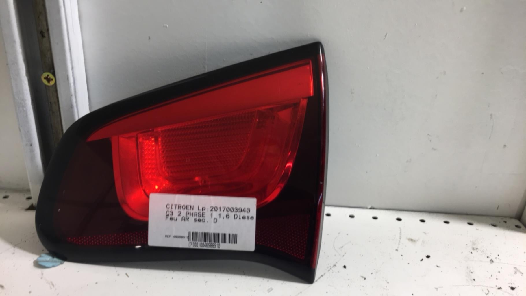 Feu arriere secondaire droit (feux) CITROEN C3 2 PHASE 1 Diesel - 1