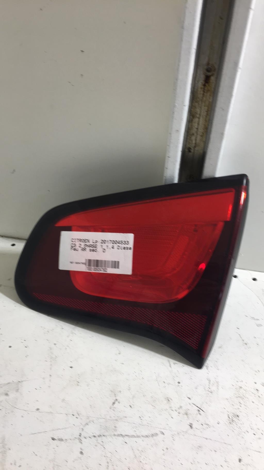 Feu arriere secondaire droit (feux) CITROEN C3 2 PHASE 1 Diesel - 1