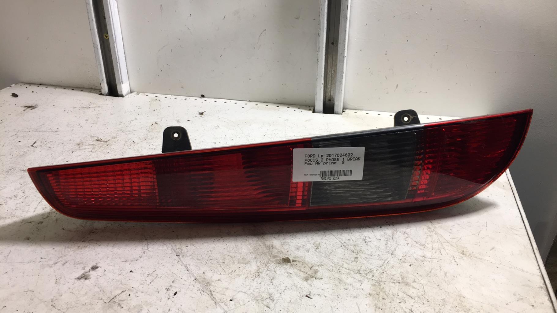 Feu arriere principal gauche (feux) FORD FOCUS 2 PHASE 1 BREAK Diesel - 1