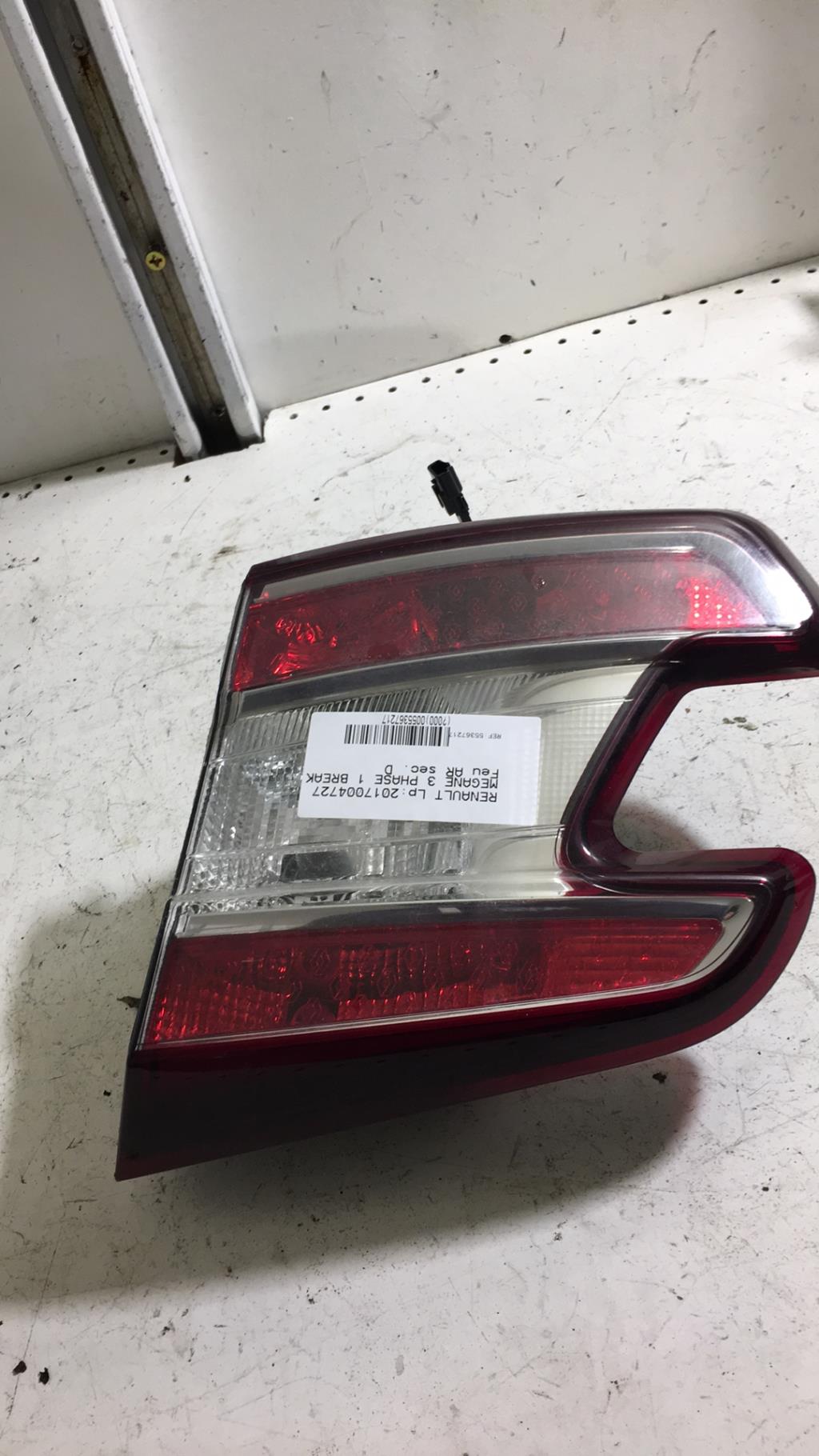 Feu arriere secondaire droit (feux) RENAULT MEGANE 3 PHASE 1 BREAK Diesel - 1