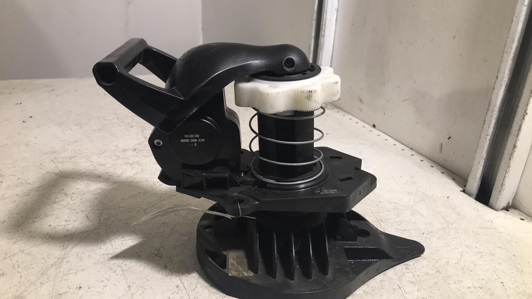 Treuil de roue de secours RENAULT MODUS PHASE 2 Diesel - 1