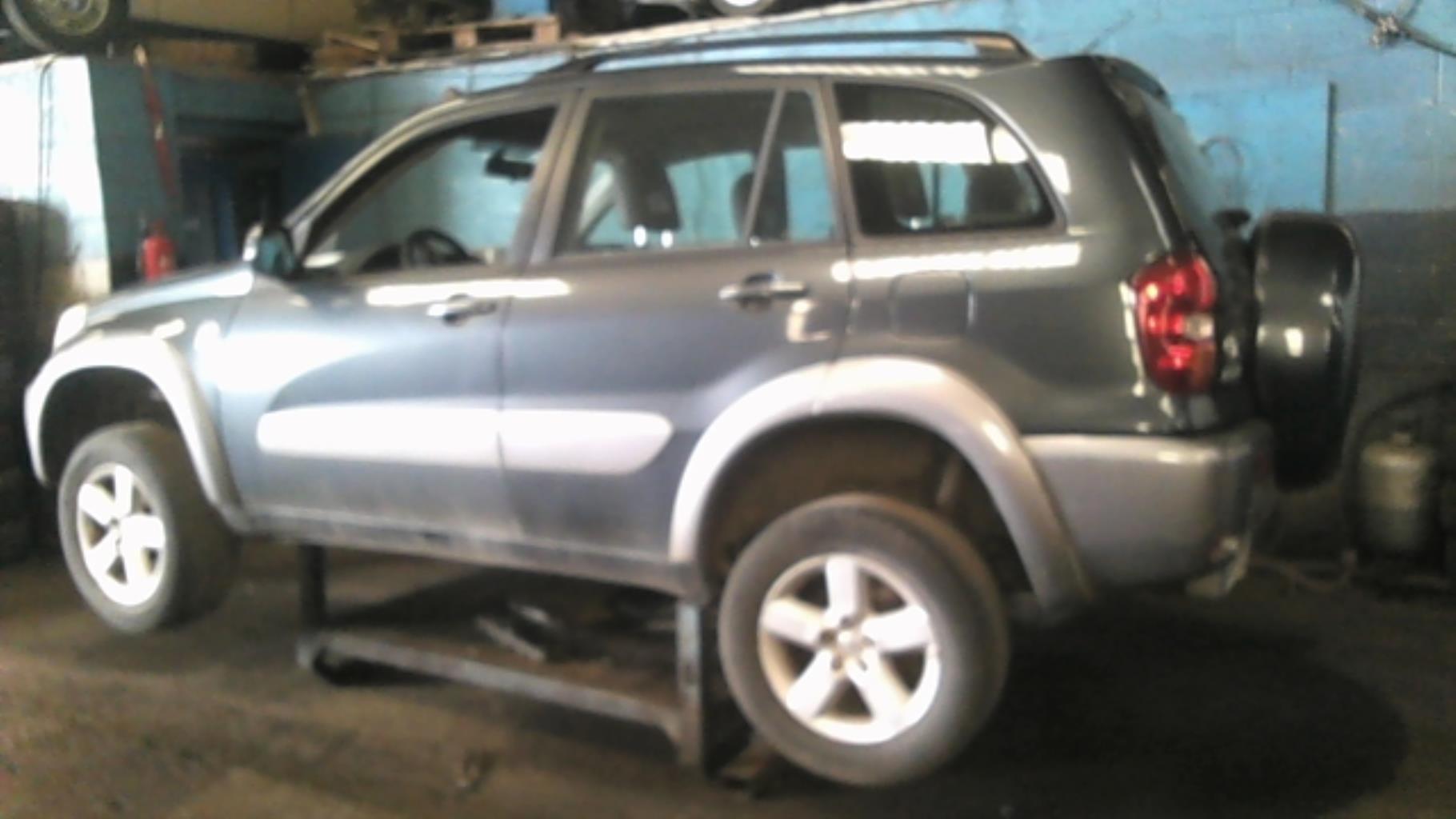 Vase d'expansion TOYOTA RAV4 2 PHASE 1 Diesel - 1
