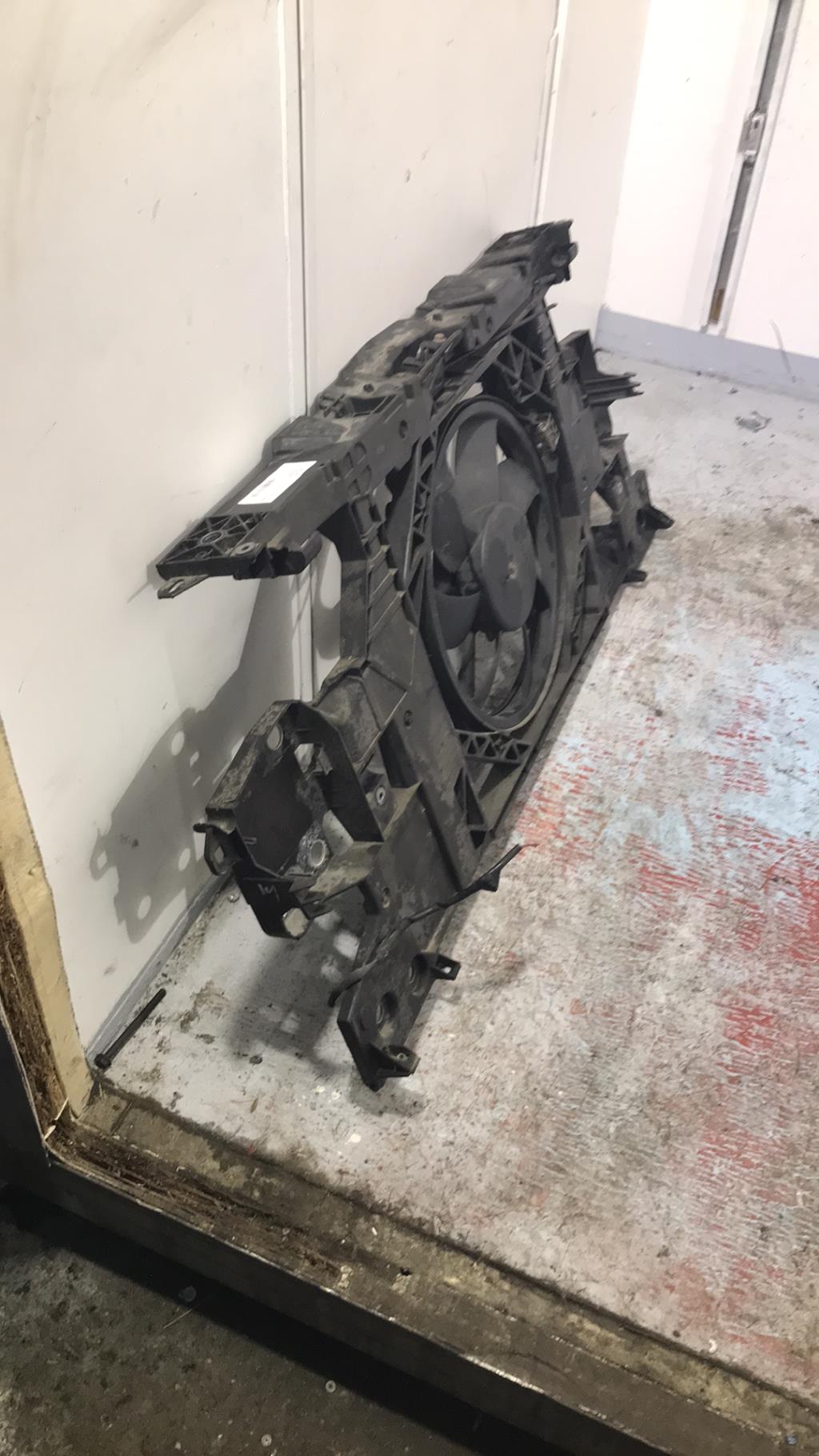 Buse RENAULT MEGANE 3 PHASE 1 CABRIOLET Diesel - 1