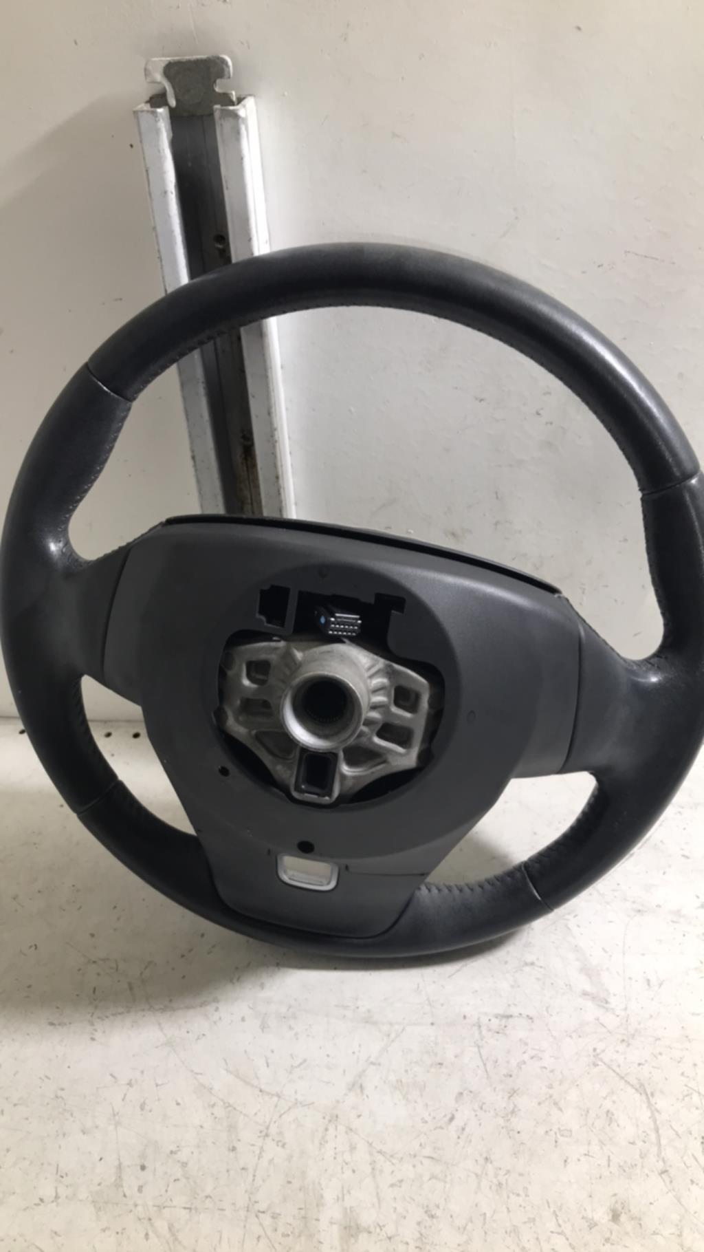 Volant RENAULT LAGUNA 3 PHASE 1 Diesel - 1