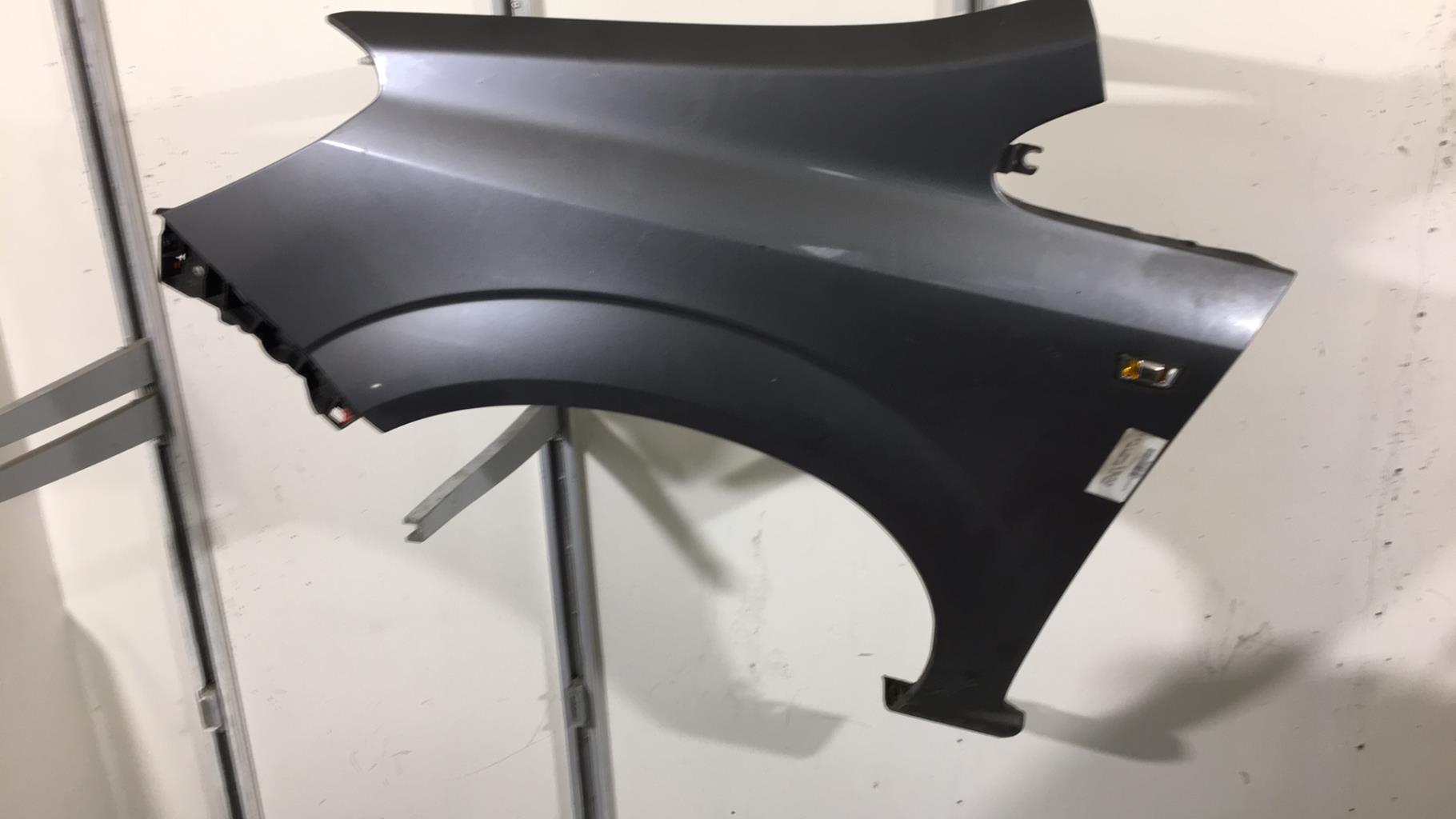 Aile avant gauche OPEL ZAFIRA B PHASE 1 Diesel - 1