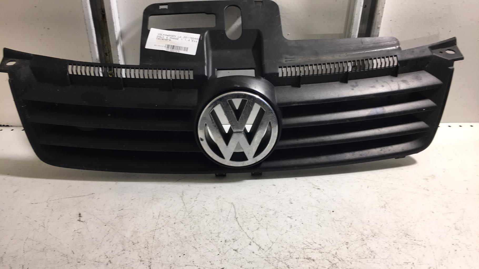 Calandre VOLKSWAGEN POLO 4 PHASE 1 Essence - 1