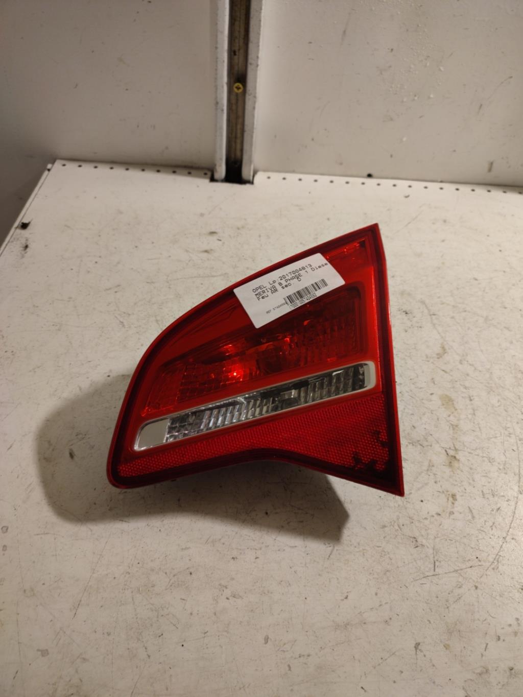 Feu arriere secondaire droit (feux) OPEL MERIVA B PHASE 1 Diesel - 1