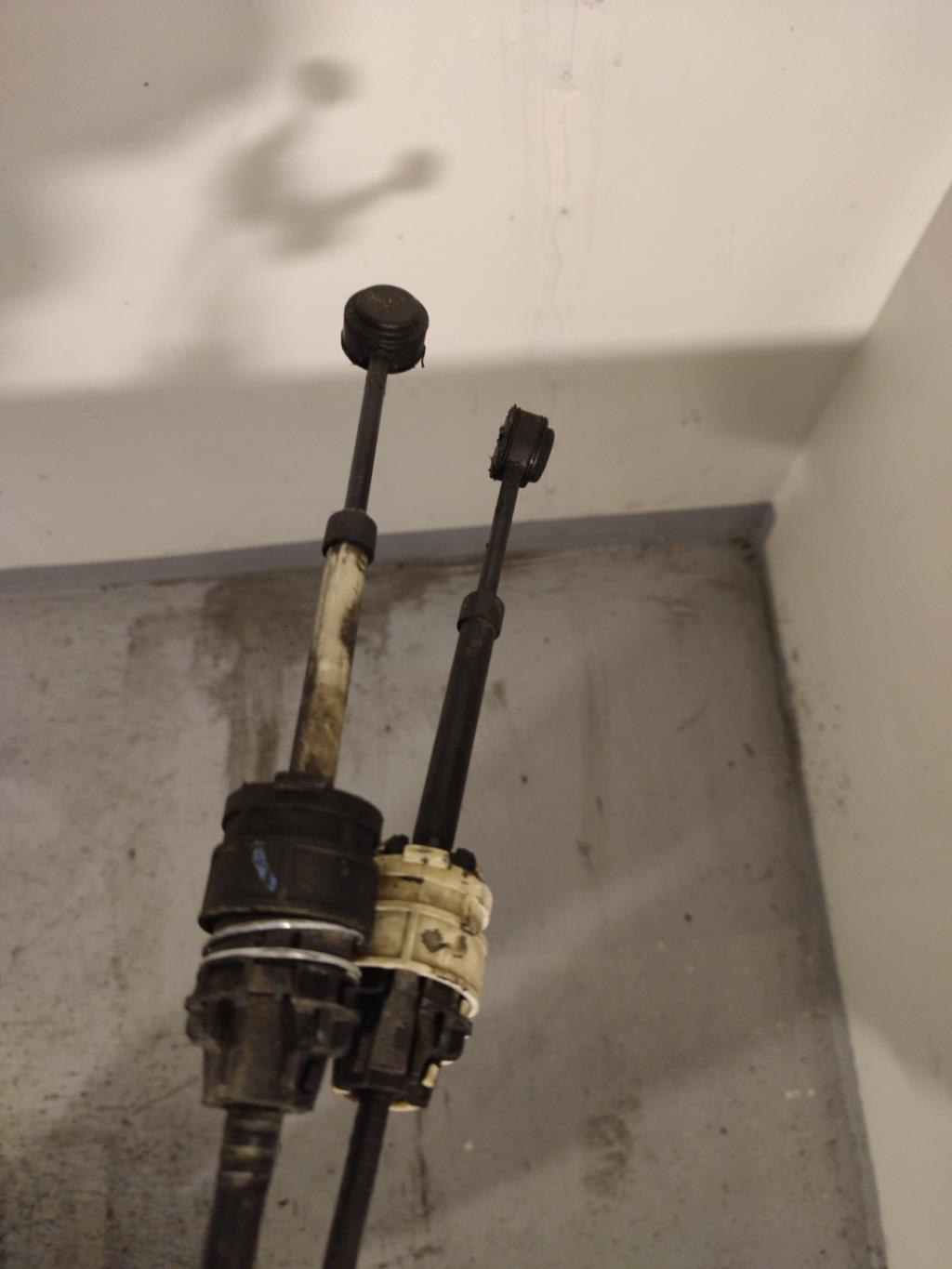 Levier de vitesses RENAULT MEGANE 3 PHASE 1 BREAK Diesel - 1