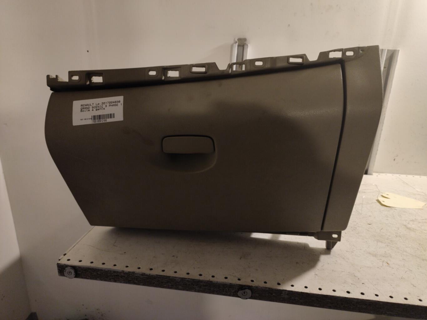 Boite a gants RENAULT GRAND SCENIC 3 PHASE 1 Diesel - 1