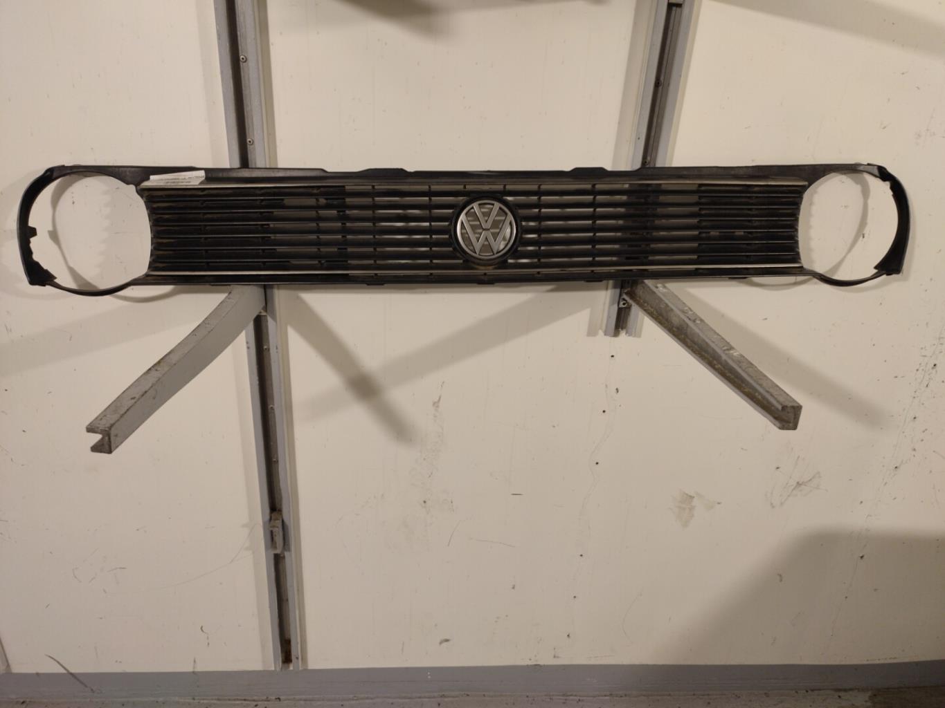 Calandre VOLKSWAGEN POLO Essence - 1