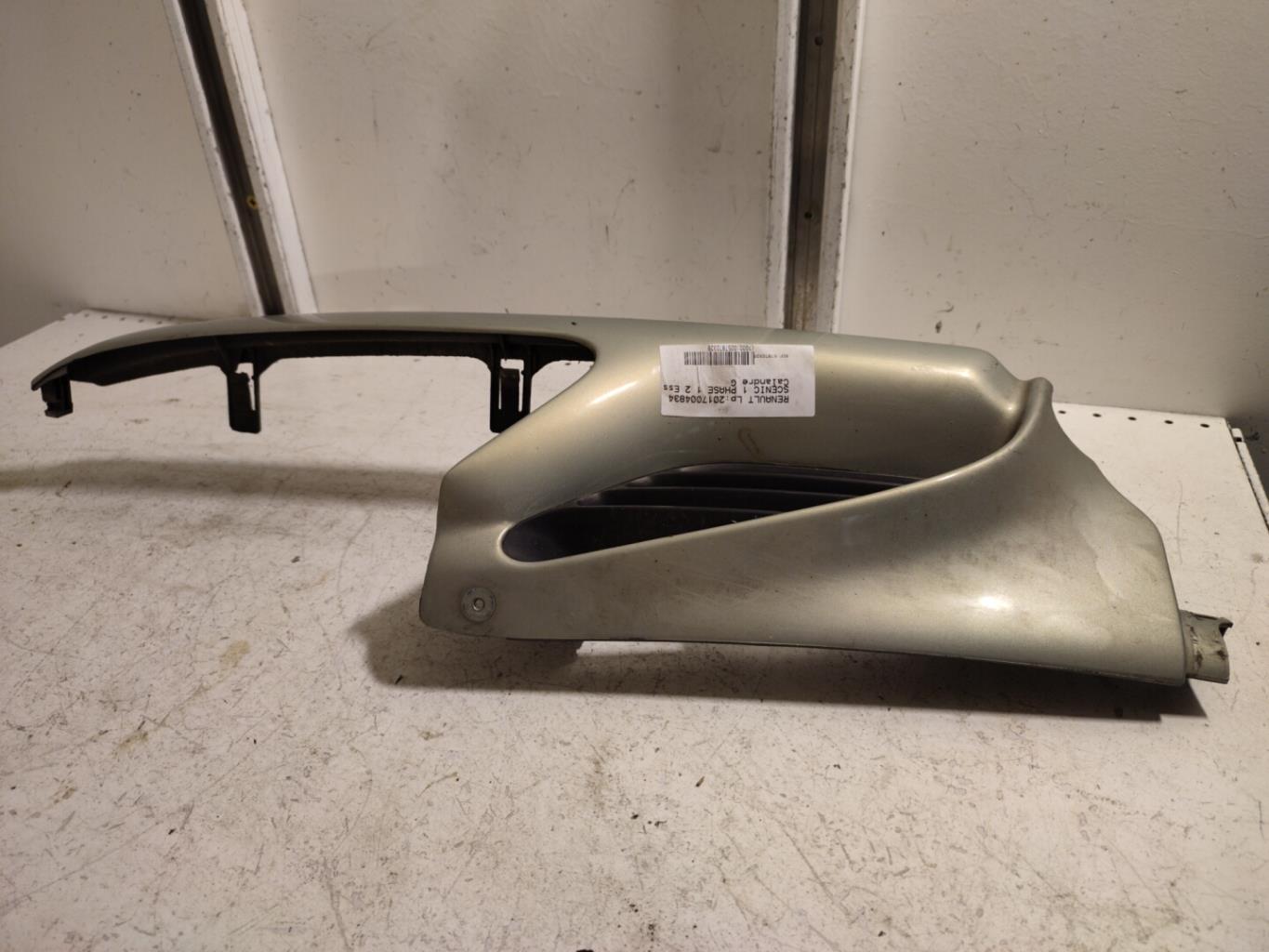 Calandre gauche RENAULT SCENIC 1 PHASE 1 Essence - 1