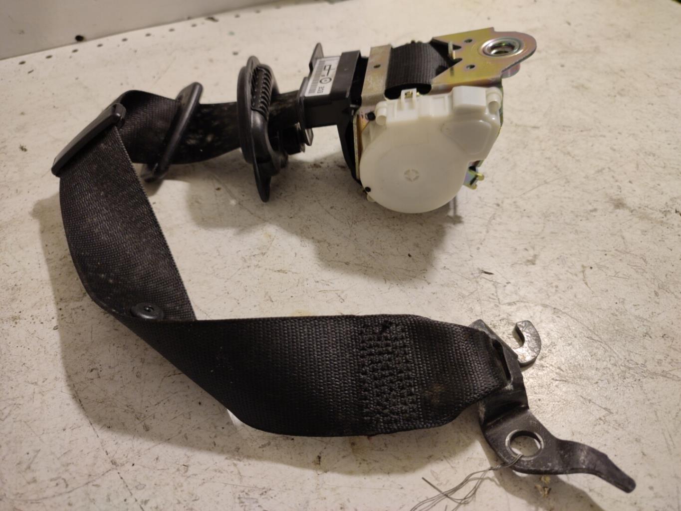 Ceinture avant droit BMW SERIE 3 E90 PHASE 1 Diesel - 1
