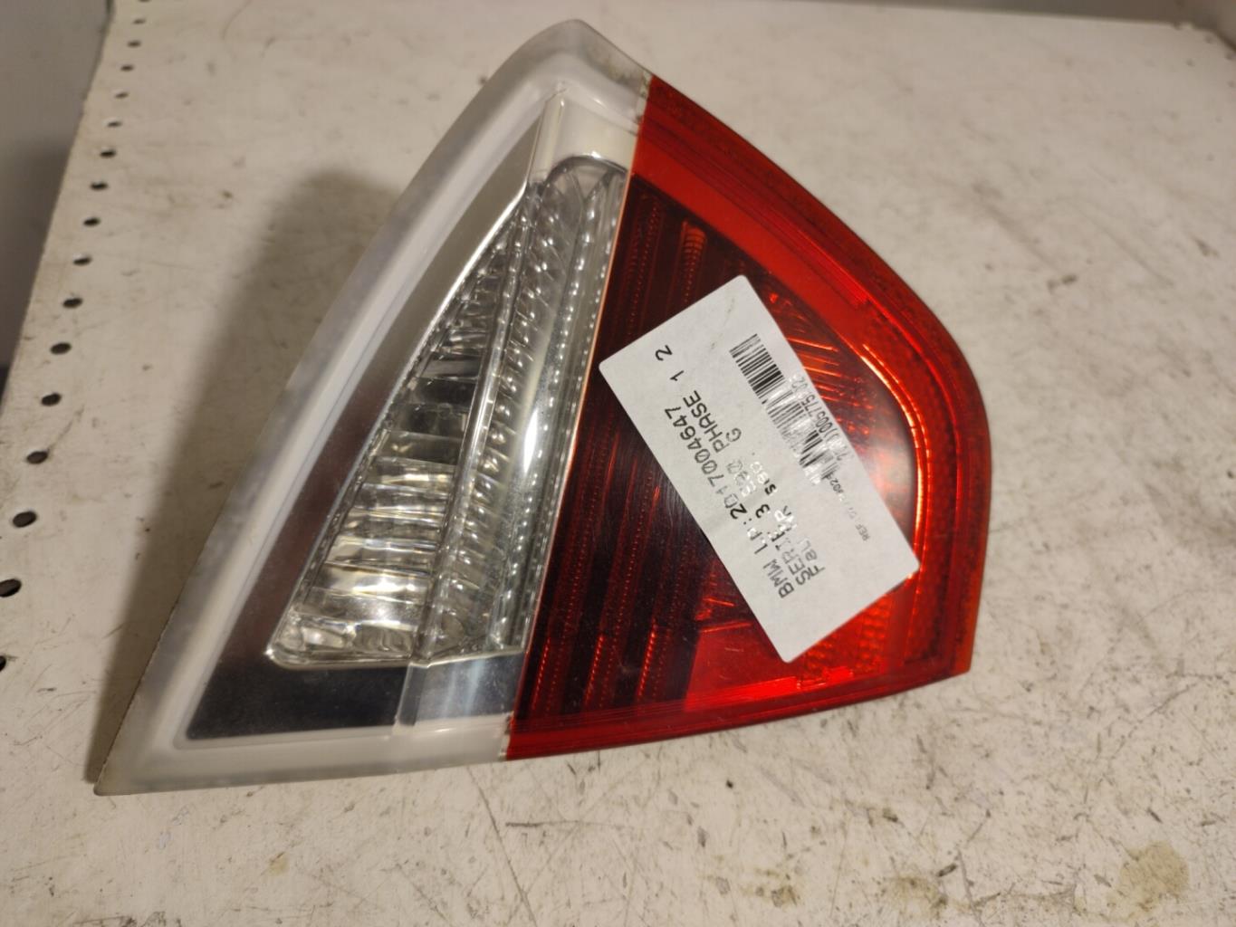Feu arriere secondaire gauche (feux) BMW SERIE 3 E90 PHASE 1 Diesel - 1