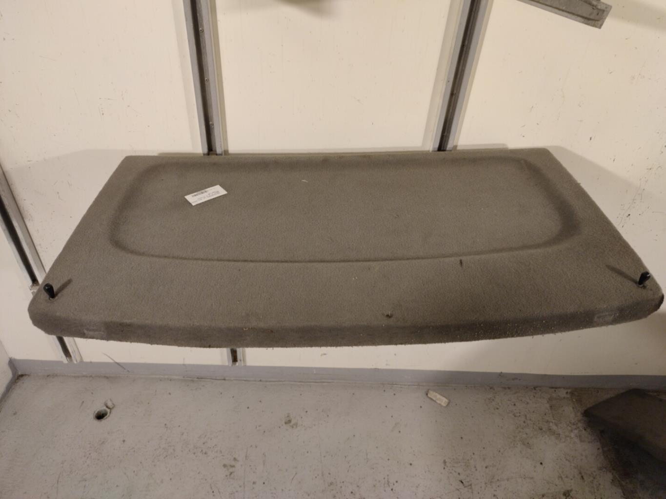 Plage arriere VOLKSWAGEN GOLF 4 Diesel - 1