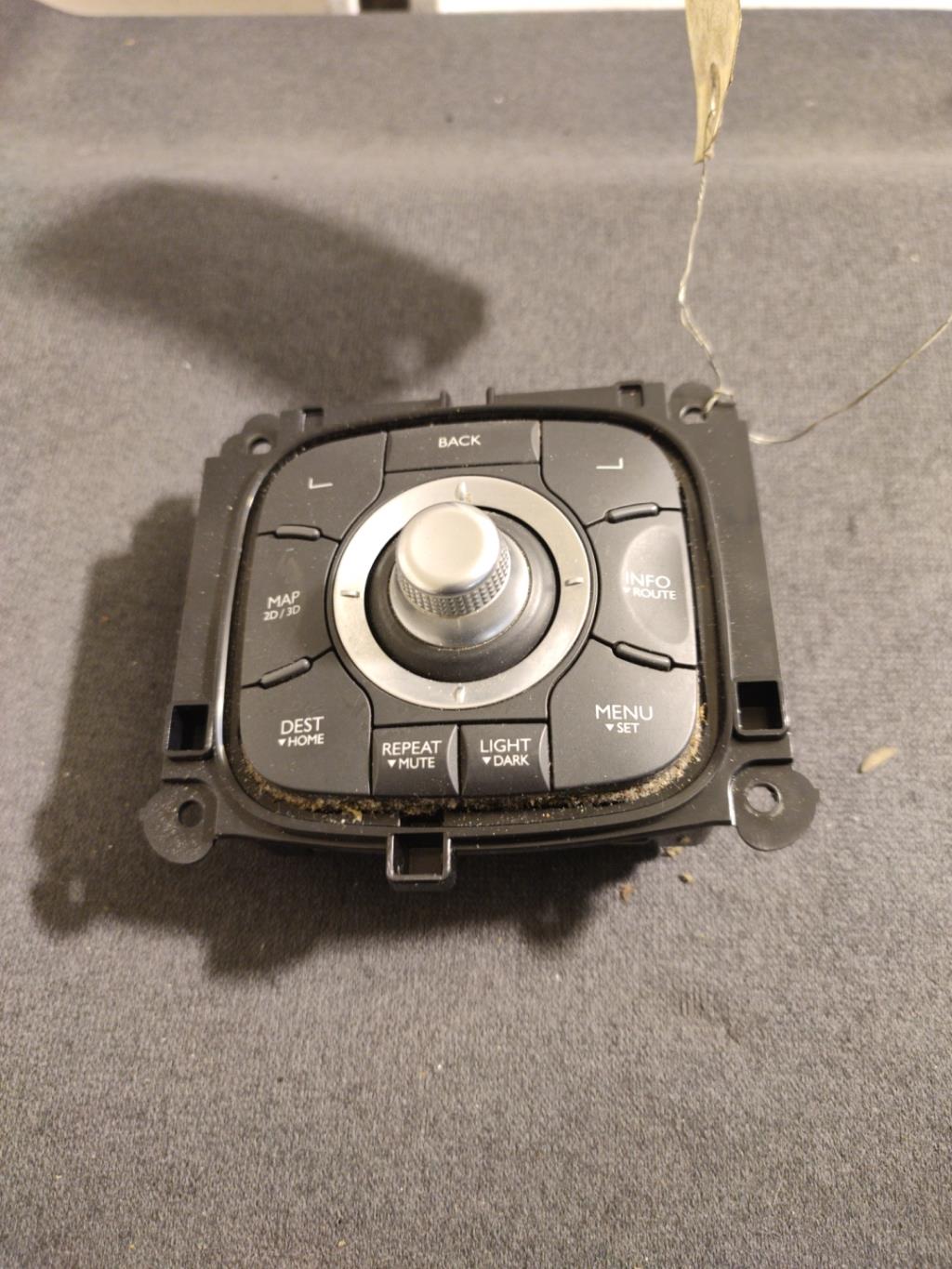 Commande GPS RENAULT LAGUNA 3 PHASE 1 Diesel - 1