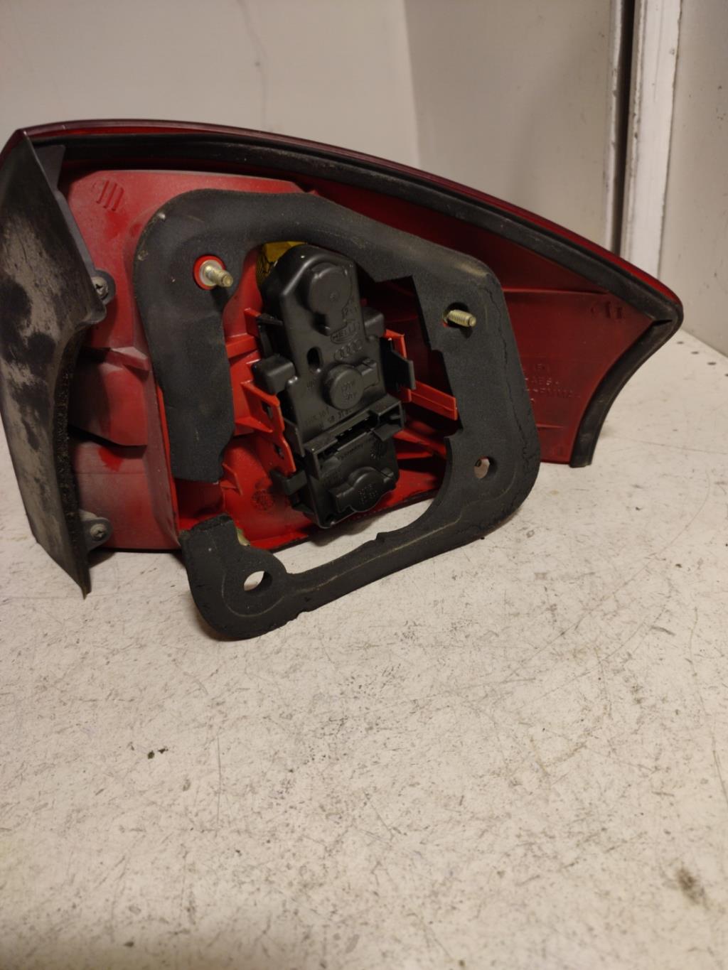 Feu arriere principal gauche (feux) AUDI A6 2 PHASE 2 Diesel - 1