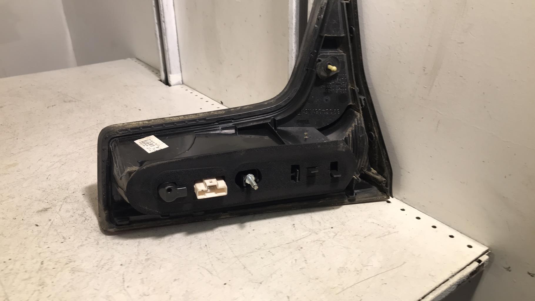 Feu arriere secondaire droit (feux) CITROEN C5 1 PHASE 2 Diesel - 1