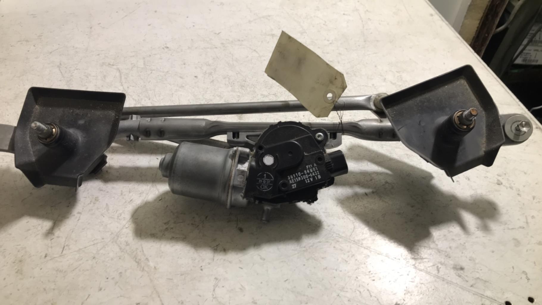 Moteur essuie glace avant SUZUKI CELERIO Essence - 1